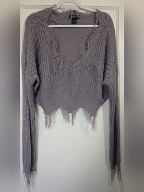Just Polly New York Large V-Neck Cropped Sweater Top